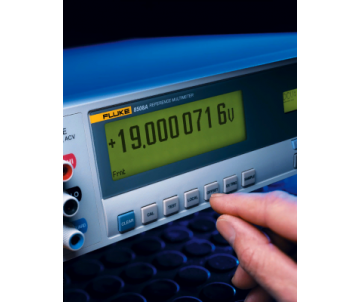 Fluke 8508A Эталонный цифровой мультиметр