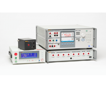 Fluke 5320A Многофункциональный калибратор электрических тестеров