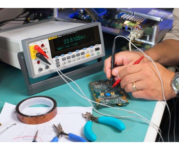 Цифровой мультиметр Fluke 8846A 220V